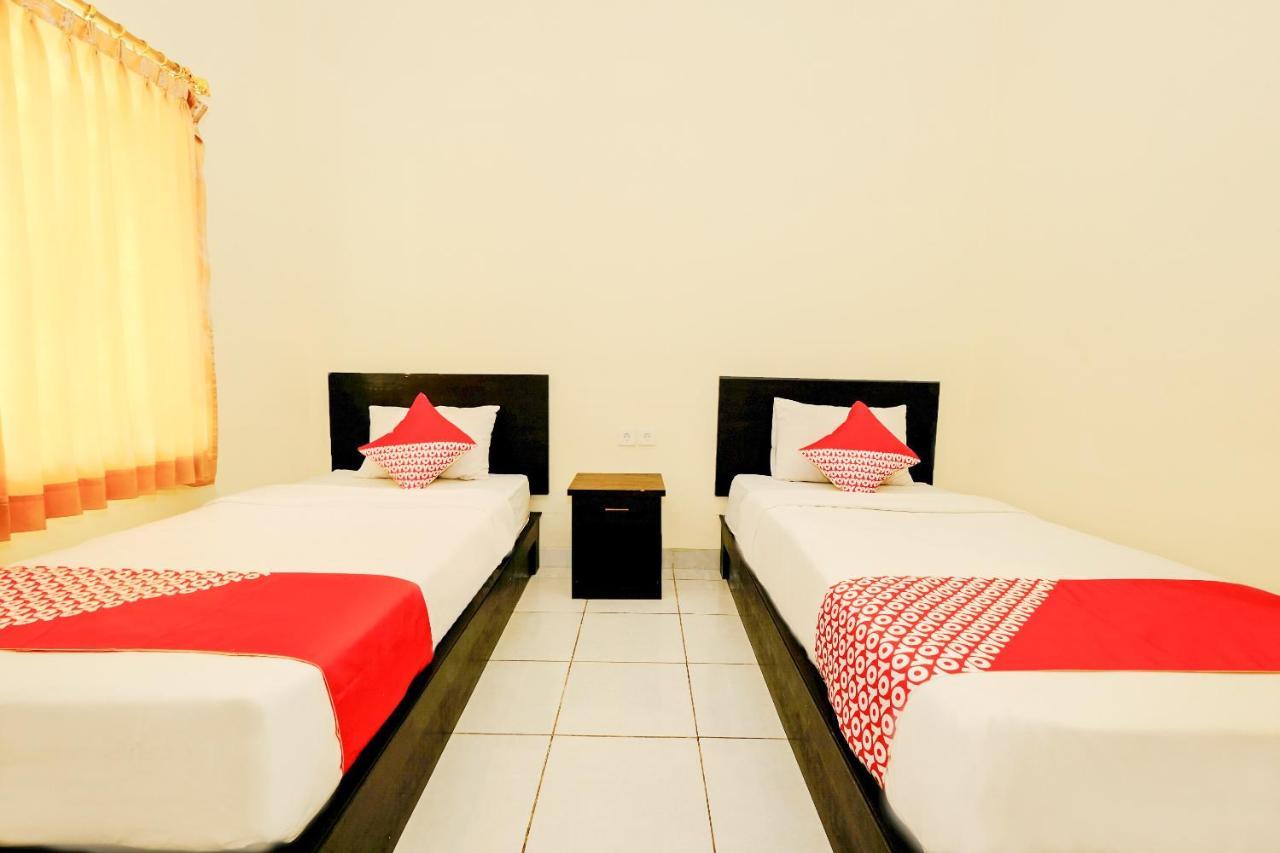 Oyo 2521 Uluwatu Cahya Guest House Экстерьер фото