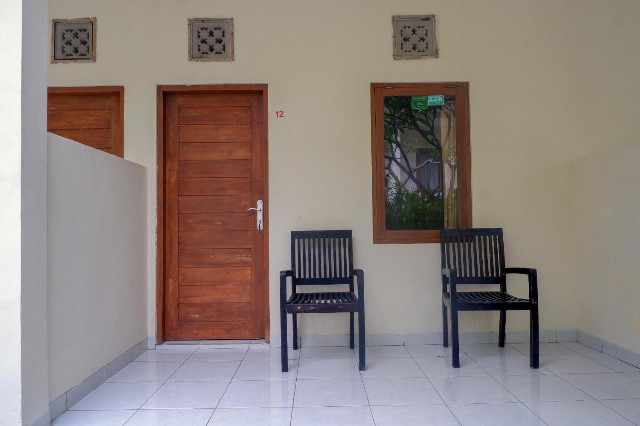 Oyo 2521 Uluwatu Cahya Guest House Экстерьер фото